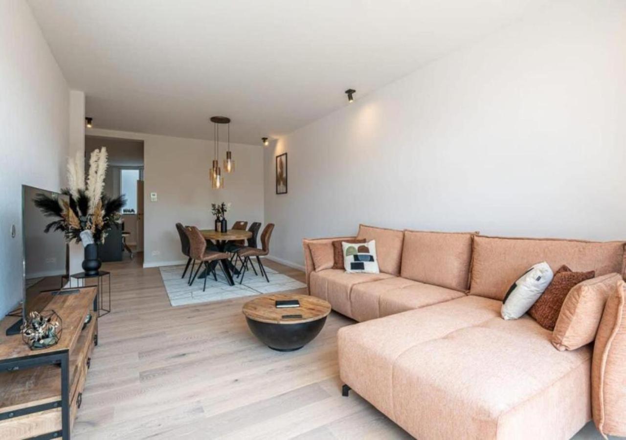 Renovated Art Deco Apartment With Vintage Elements Oostende Dış mekan fotoğraf