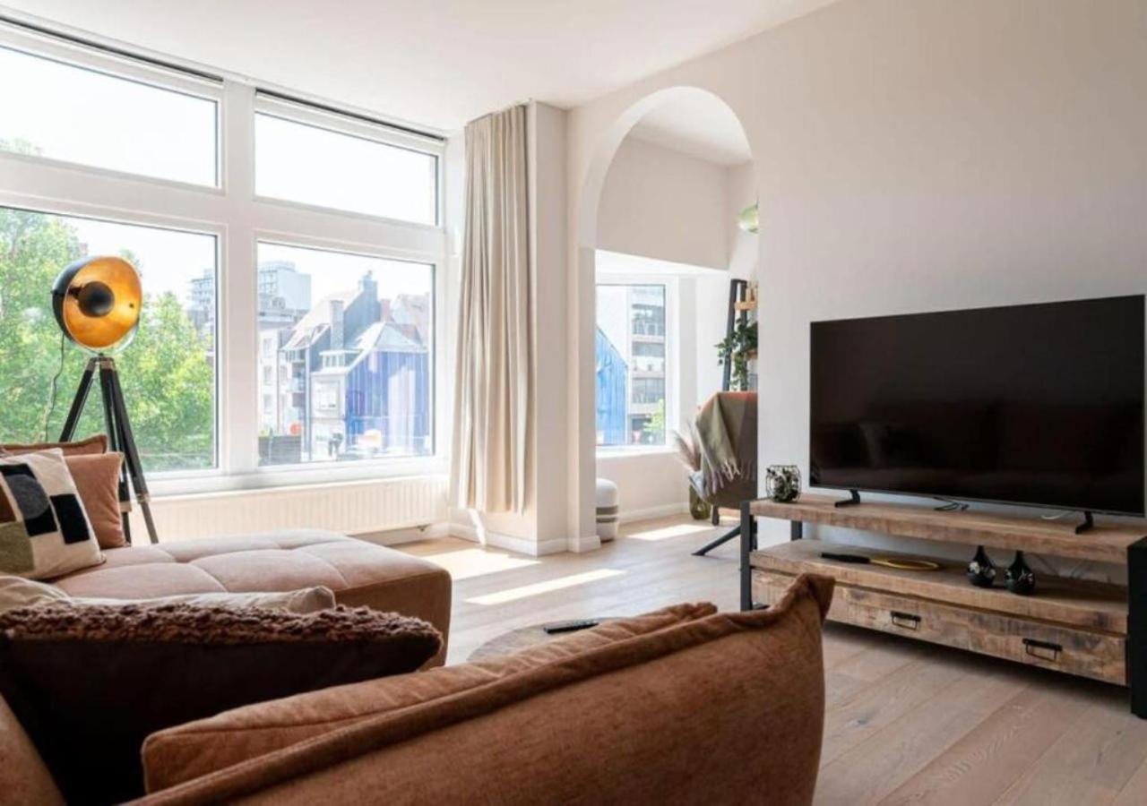 Renovated Art Deco Apartment With Vintage Elements Oostende Dış mekan fotoğraf